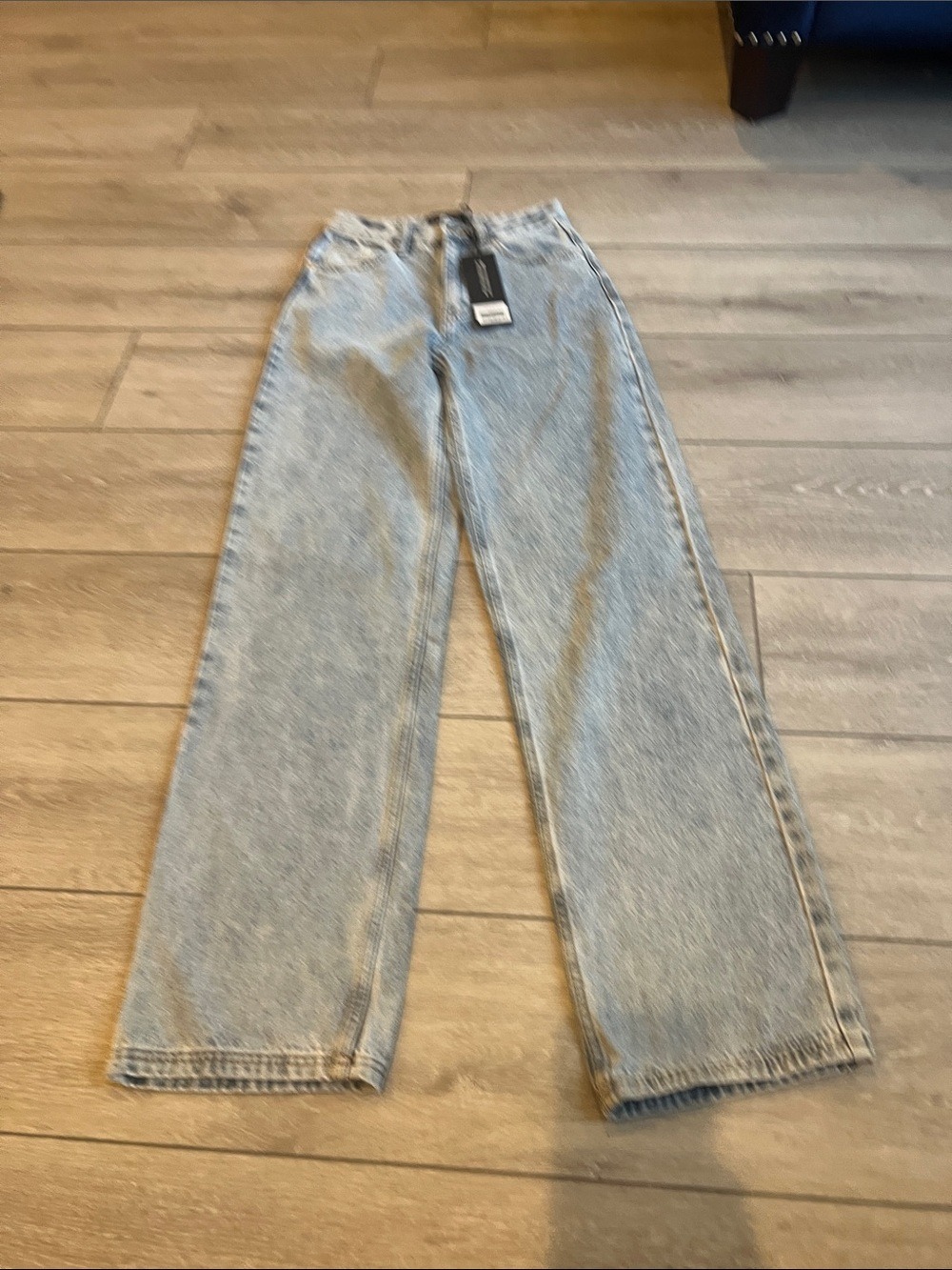 White fox nwt on replay High-Rise Straight leg cut out Jeans small - Picture 4 of 10
